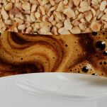 WoodWick Hazelnut Roast - świeca zapachowa elipsa 453g - 2