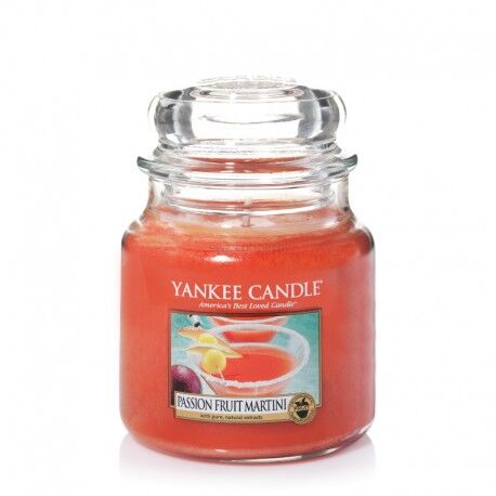 Passion Fruit Martini Yankee Candle - średnia świeca zapachowa