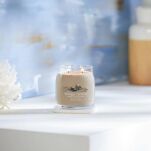 Amber & Sandalwood - Yankee Candle Singnature - średnia świeca z dwoma knotami - nowość 2022 - 2