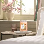 Yankee Candle Tangerine & Vanilla - duża świeca zapachowa 567g - 4