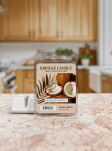 Kringle Candle Salted Coconut - wosk zapachowy do kominka 64 g - 2