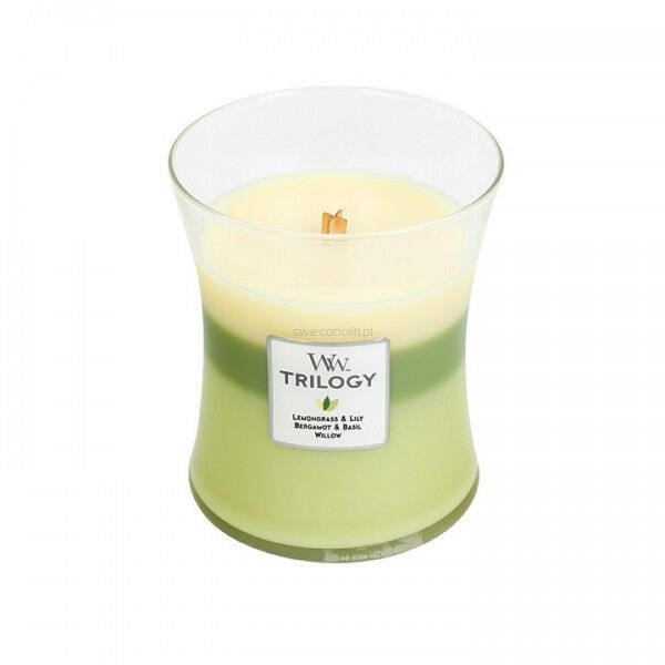 Garden Oasis- średnia świeca trilogy WoodWick