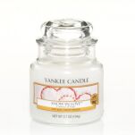 Snow In Love Yankee Candle - mała świeca - 2