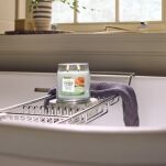 Yankee Candle Blooming Love - średnia świeca zapachowa 368g - 4