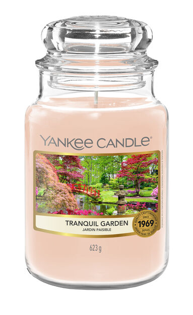 Tranquil Garden - Yankee Candle - duża świeca zapachowa - nowość 2022