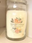 White Spruce & Grapefruit - Yankee Candle Signature - duża świeca zapachowa - 4