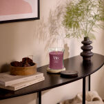 WoodWick Dark Cherry średnia świeca zapachowa 275g - 4