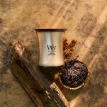 Cypress Ore - Woodwick - średnia świeca zapachowa z drewnianym knotem - nowość 2025 - 6