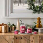 Santa On Skis - Yankee Candle Signature - mini świeca zapachowa  - 4