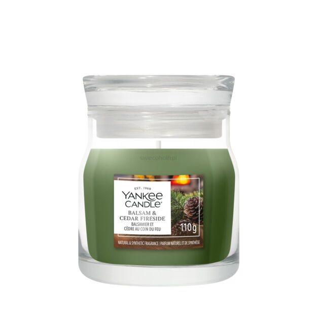 Yankee Candle Balsam & Cedar Fireside – mała świeca zapachowa Signature 110 g